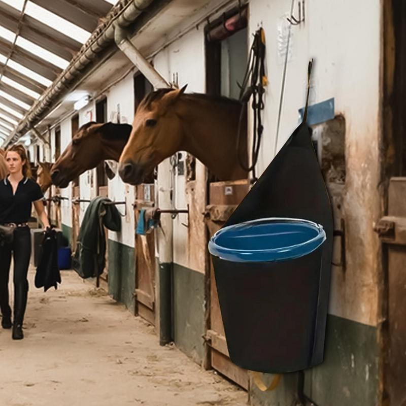 Horse Hay Bag 5 Gallon Bucket Holder 900D Polyester Livestock Feeder Holder Portable Organizer For Stall Indoor Outdoor