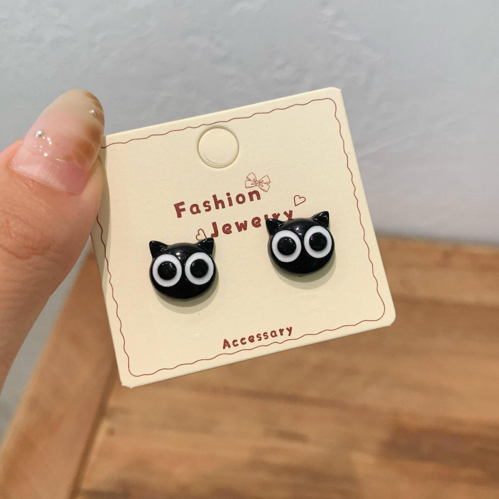 Adorable Black Kitten Stud Earrings: Silver Needle, Cute Tail Design for Women
