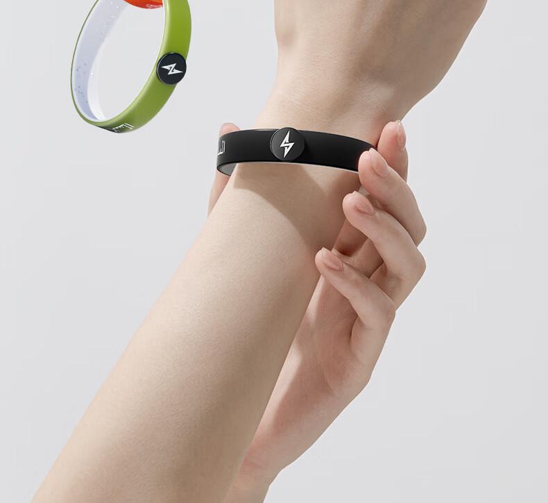 Wireless Anti-Static Silicone Bracelet: Fashionable Negative Ion Wristband for Men and Women