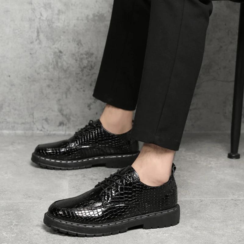 Moda 2024 Scarpe Eleganti da Uomo in Pelle per Uomo Grana Coccodrillo Scarpe da Uomo Stringate Scarpe Formali da Lavoro da Uomo Punta Tonda Scarpe Casual di Design