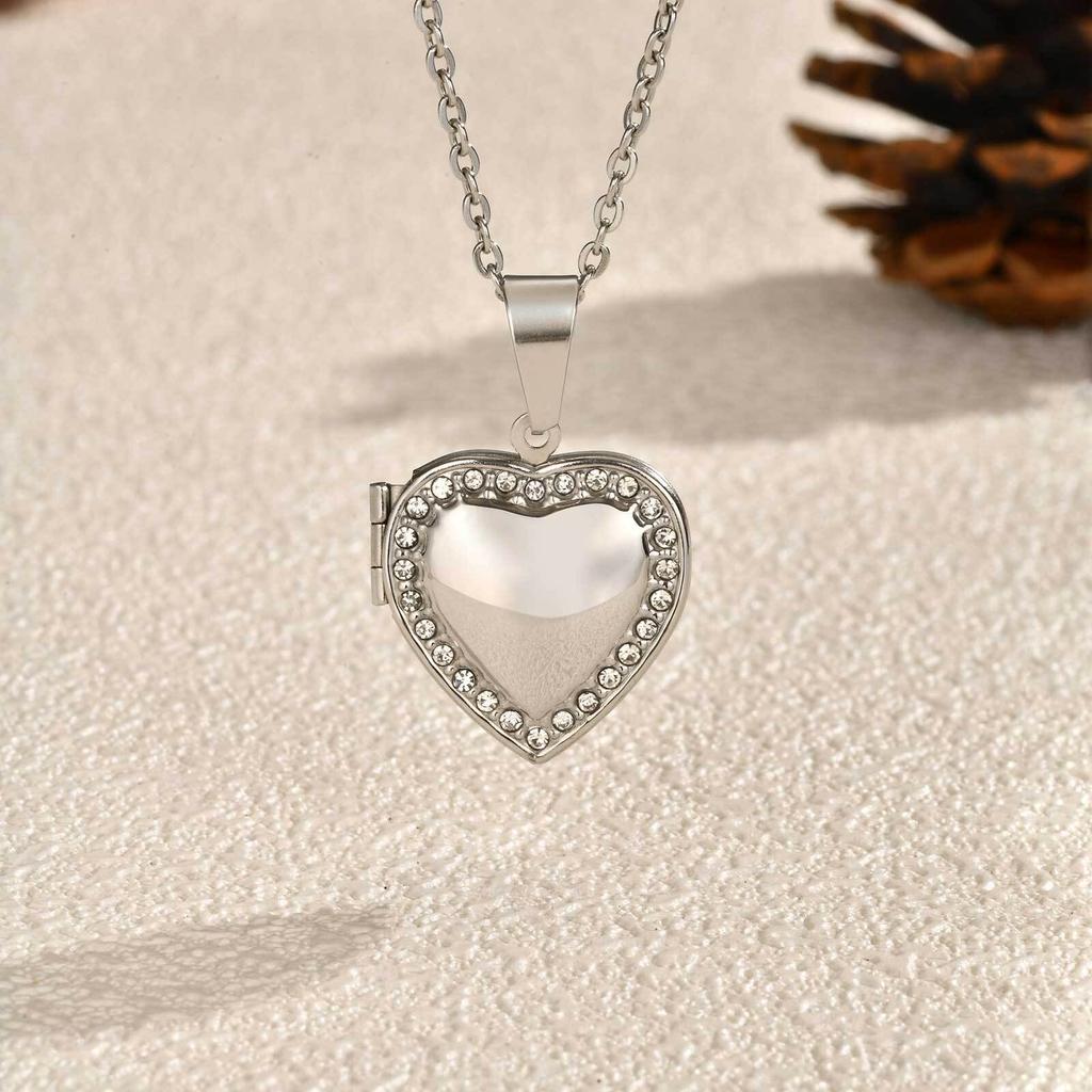 Cubic Zirconia Heart Locket Necklace for Women, Stainless Steel Openable Love Shape Pendant,18k Gold Plated Birthday Gifts