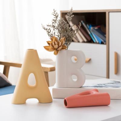 Keramik Brief Vase Tabletop Ornamental Blume Halter Minimalistischen Stil Einfarbig Vase