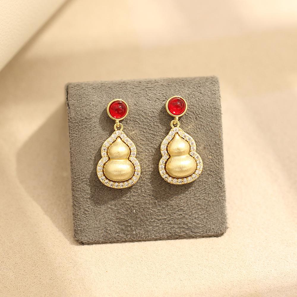 Chinese retro versatile gold gourd earrings light luxury diamond 925 silver needle women's stud earrings earrings and earrings are versatile