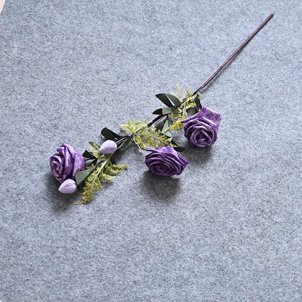 

Европейский 3-головчатый пенопластовый пучок роз Свадебная композиция из зеленых растений Цветочная композиция Домашнее украшение Фото-симуляция бутона темно-фиолетового