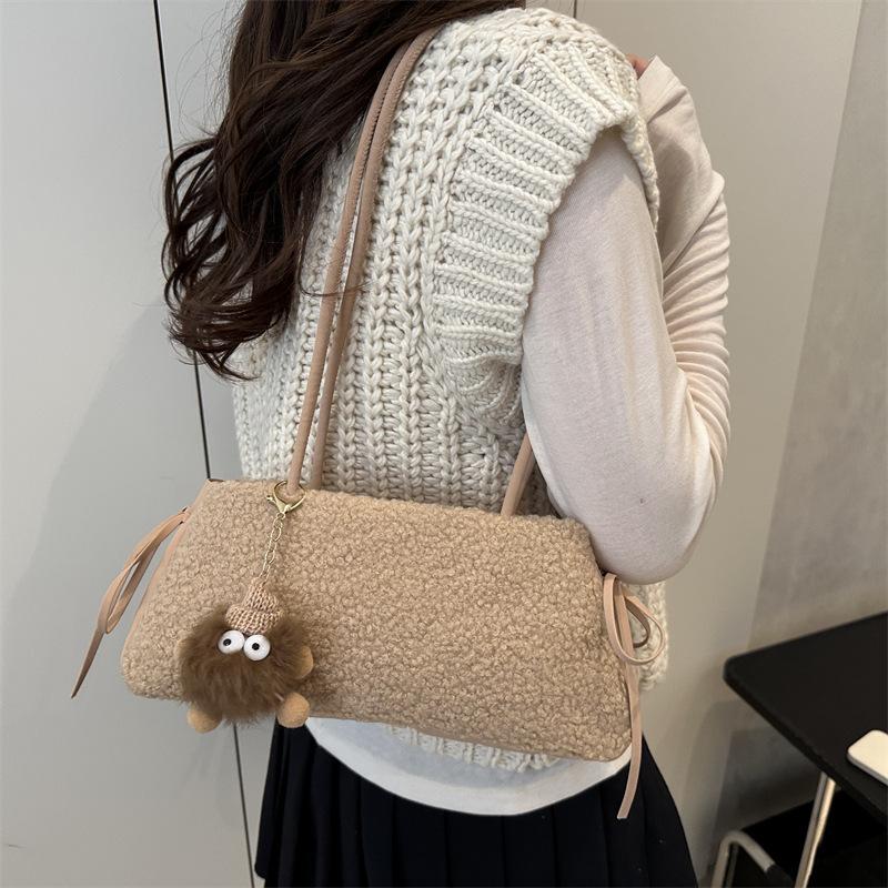 Autumn and winter new lamb wool mini mobile phone bag, high-end simple shoulder bag, fashionable shoulder plush messenger bag