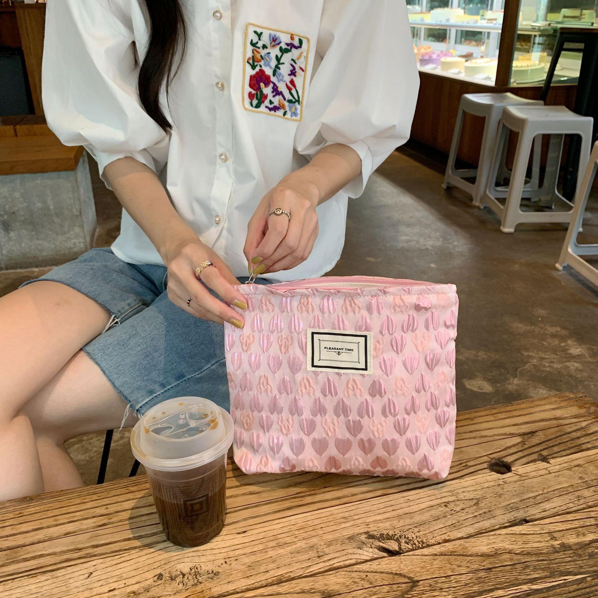 

Косметичка из жаккарда, окрашенного в пряже: Изысканная, высококачественная, вместительная переносная сумка для туалетных принадлежностей и хранения embossed