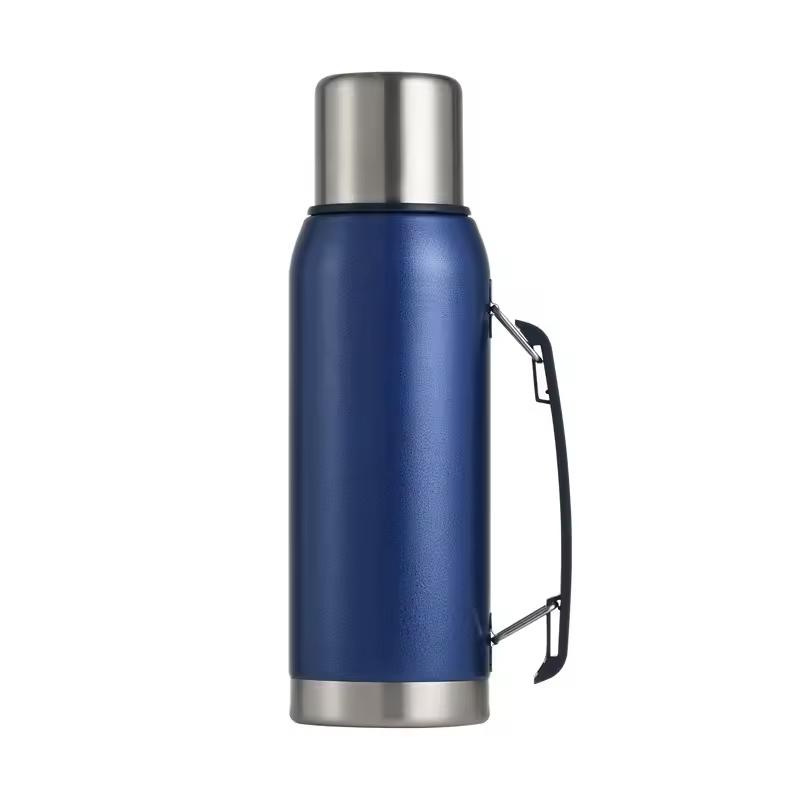 Large Capacity 750ml Handheld Double-Walled Food Grade 304 Stainless Steel Vacuum Insulated Kettle 24 Hours Thermal Insulation 750ml синий