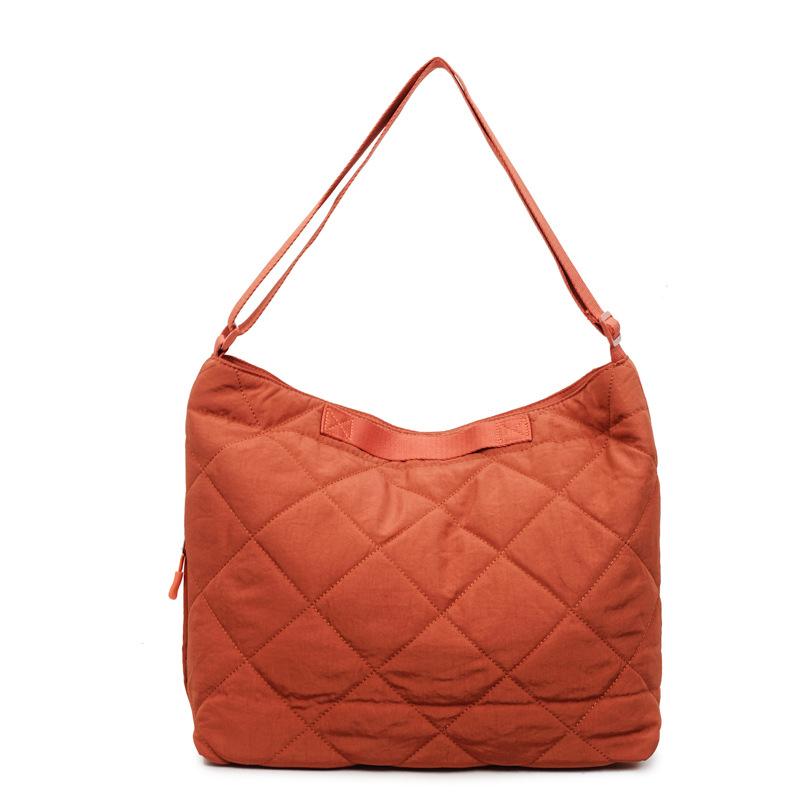 Diamond-shaped Bucket Bag, Large-capacity, Fashionable and High-end Single-shoulder Bag, Light Luxury Crossbody Bag