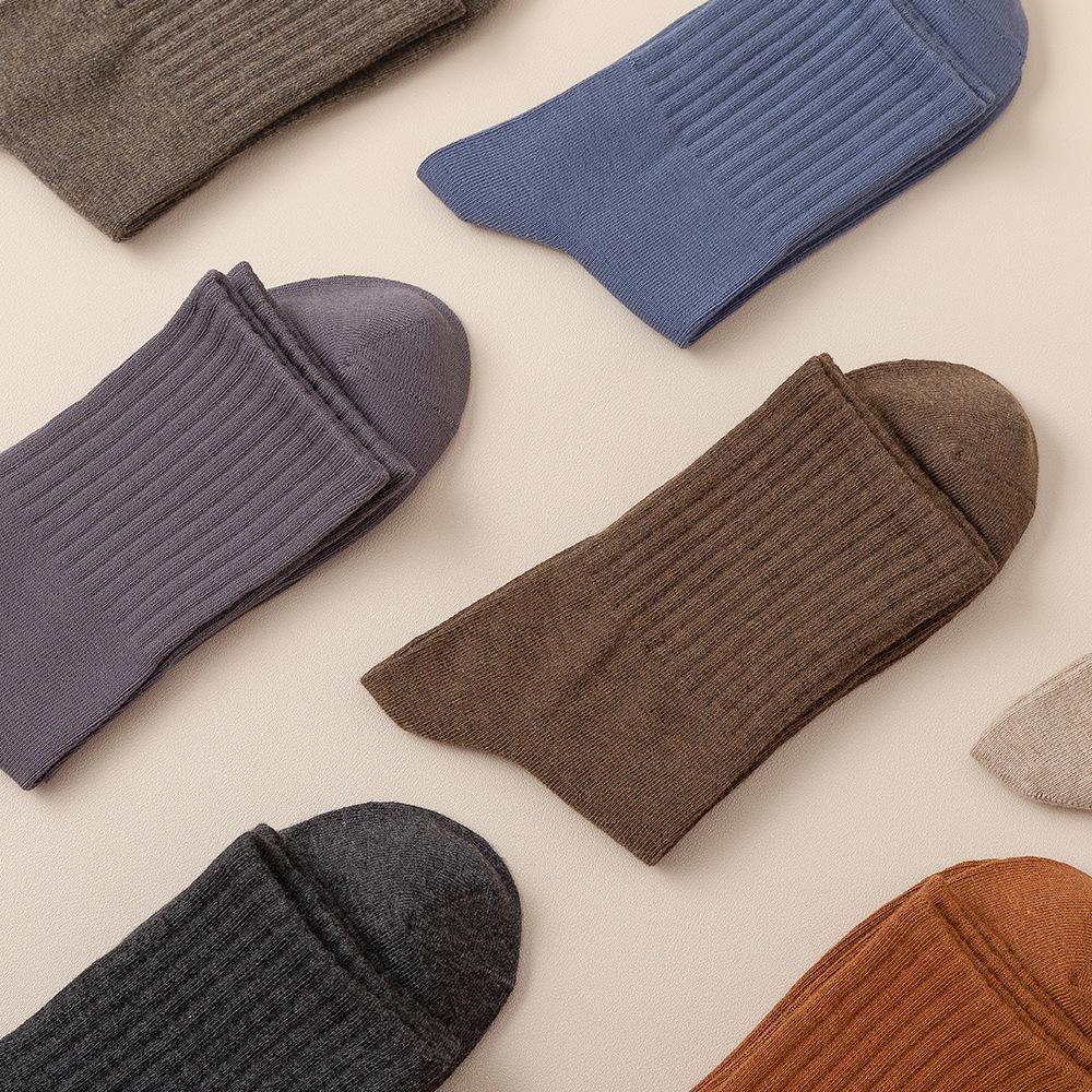 Men Spring and Autumn Pure Cotton Pure Color Sports Leisure Antibacterial Sweat Absorption Breathable Socks