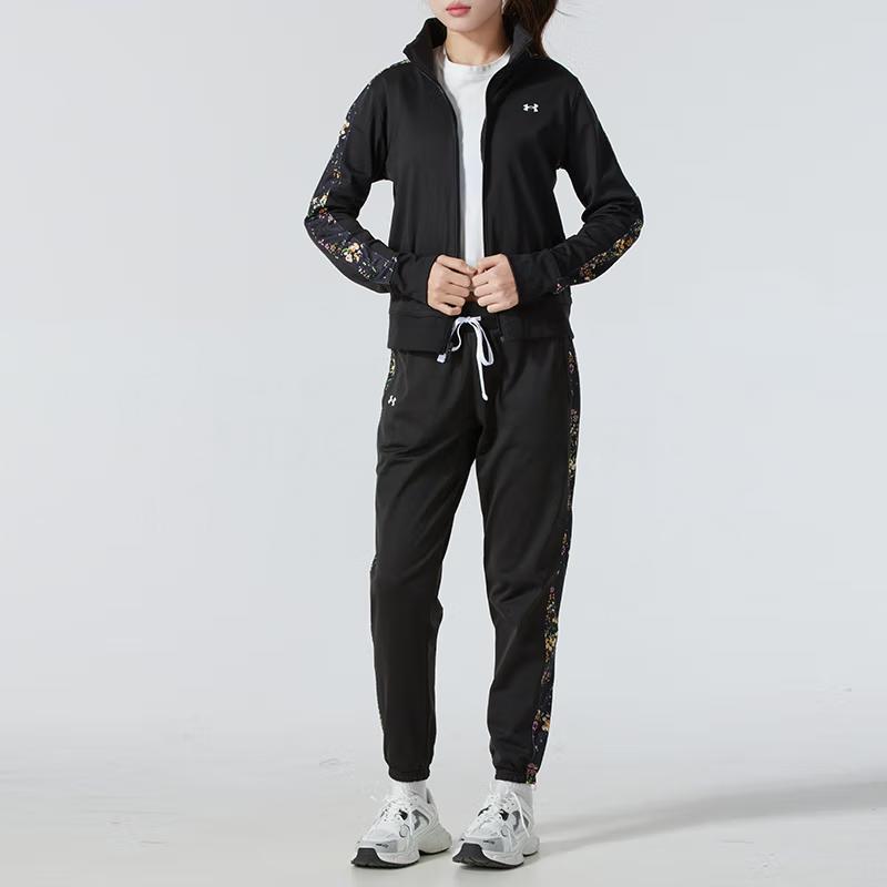 Under Armour Comfortable Sports Floral Leisure Suit Women suits Black 1365147-005