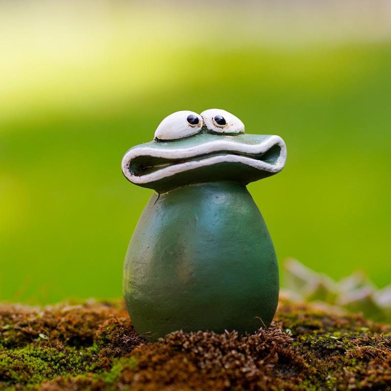 Cross-border Big Mouth Frog Parody Figurine - Cute Resin Home & Garden Decor