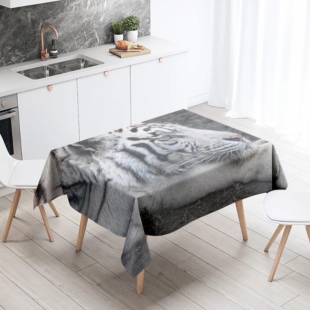 Față de masă cu animale din junglă tigru