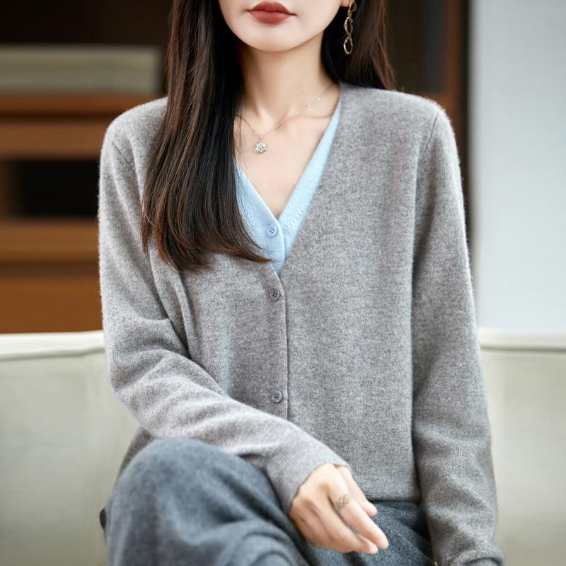 100% Wool Color Block V-Neck Women's Two-Piece Knit Cardigan Sweater - Autumn/Winter 2026