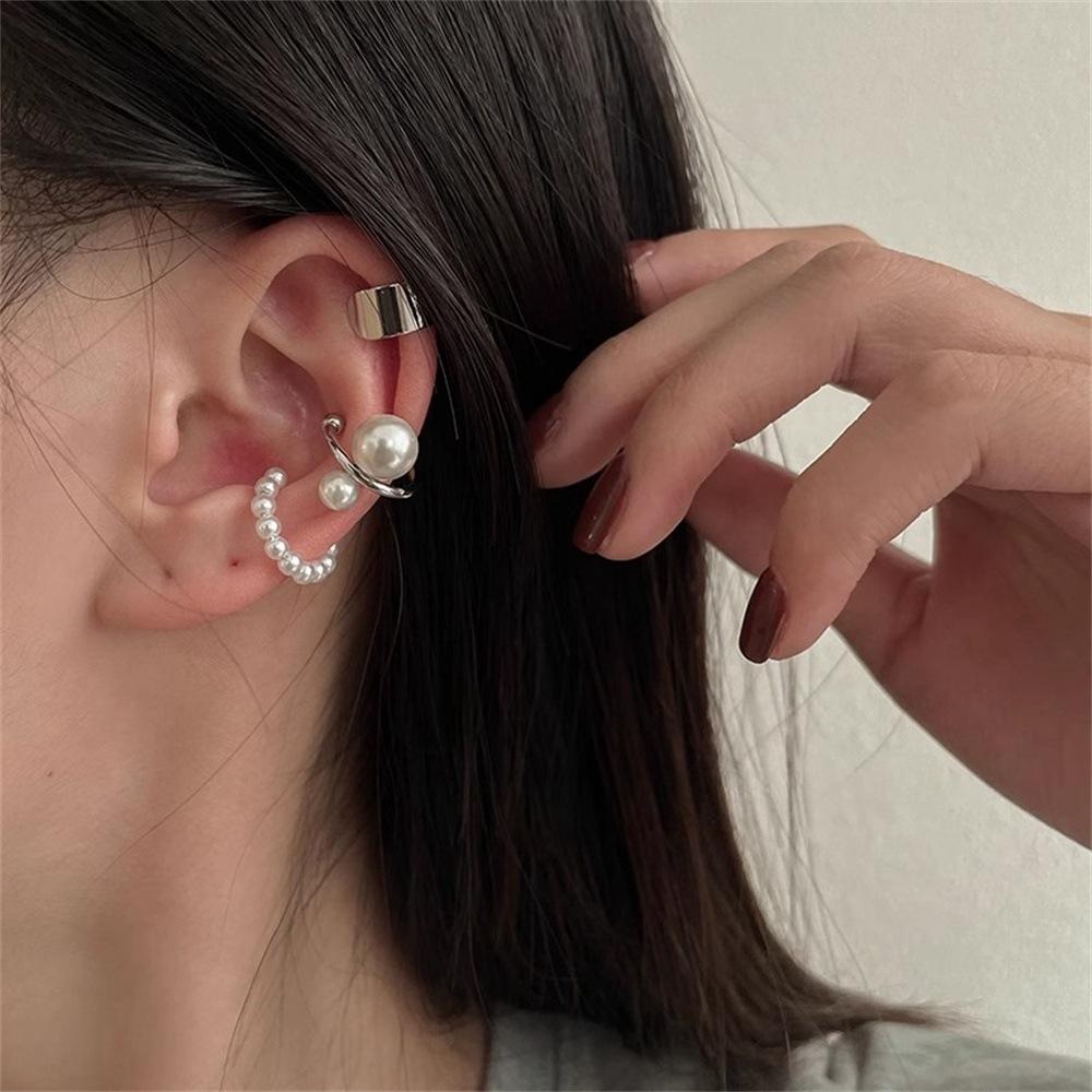 Three-piece Retro Pearl Ear Clips Women's 2025 Earless Earrings Earbone Clips