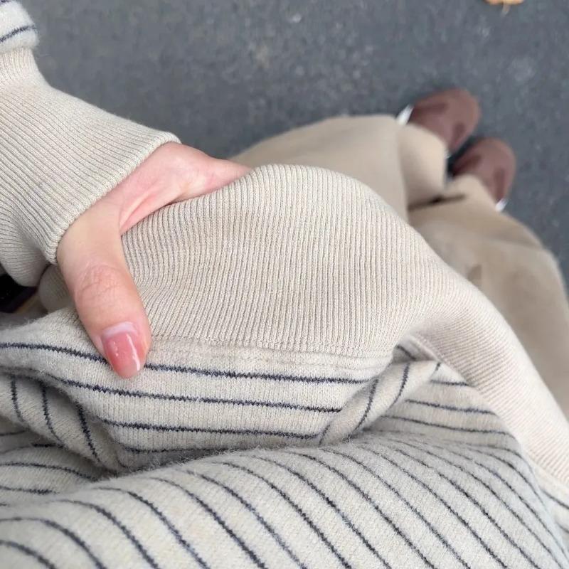 Retro Contrast Color Striped Round Neck Sweater Women's New Loose Korean Casual Niche Chic Top