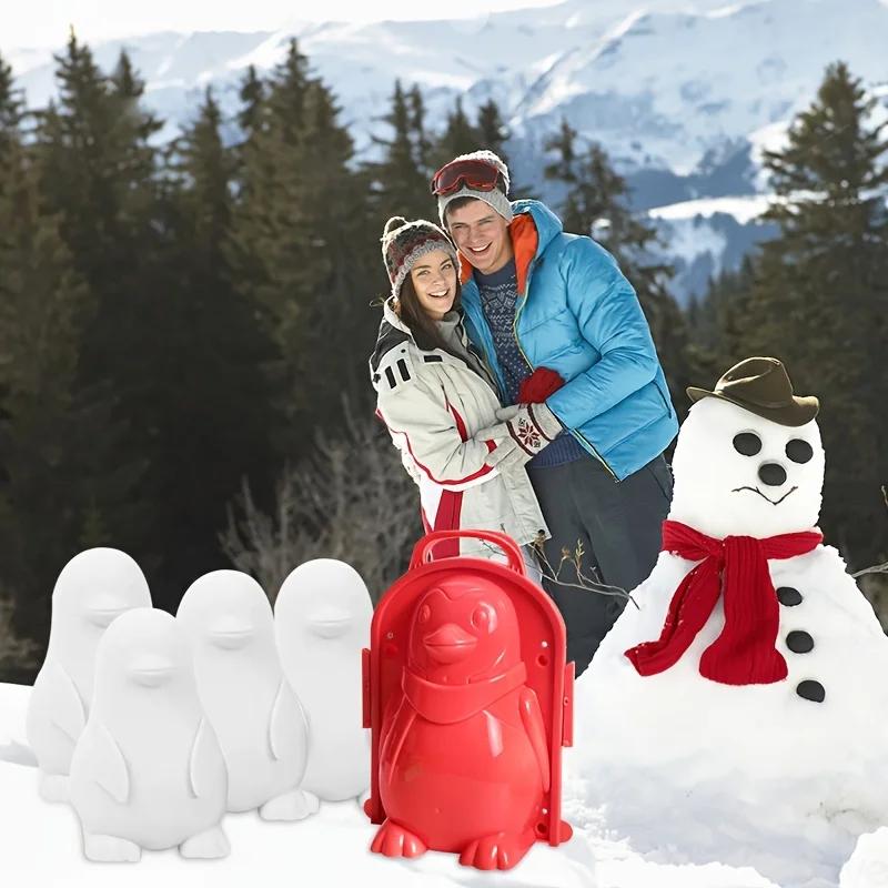 Thickened Snowball Clip Snow Play Tool Snowball Clip Snowball Fight Snow Mold Snow Penguin Model Random Color 1 Piece
