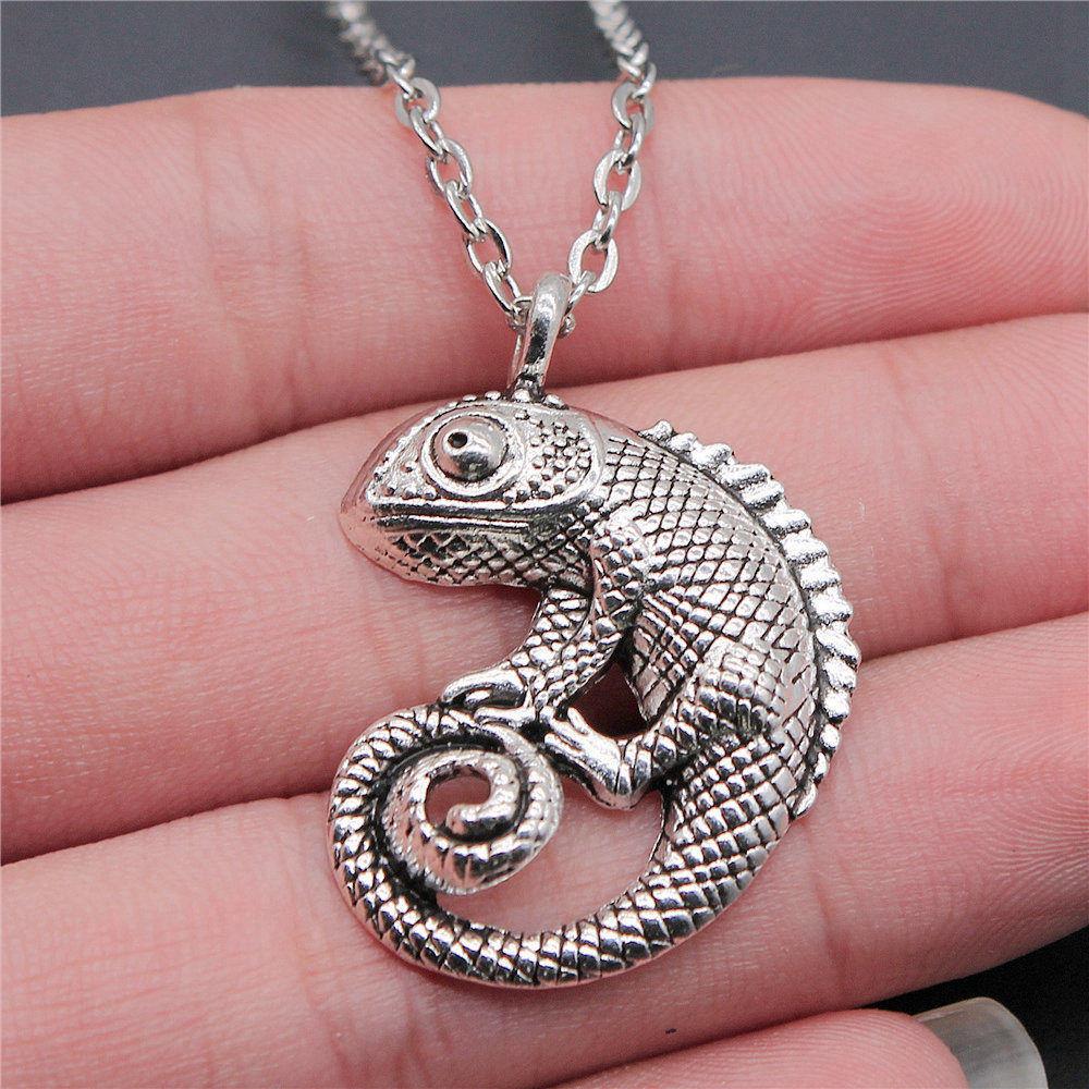 Dragon Snake Spider Gothic Pendant Antique Bronze Metal Daughter Choker Necklace Hot Sale