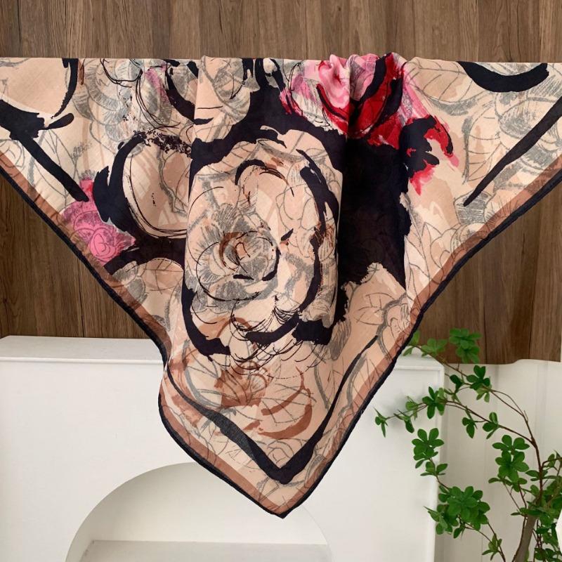 Square scarf new neck scarf scarf small shawl travel bag headscarf versatile cashew flower silk scarf