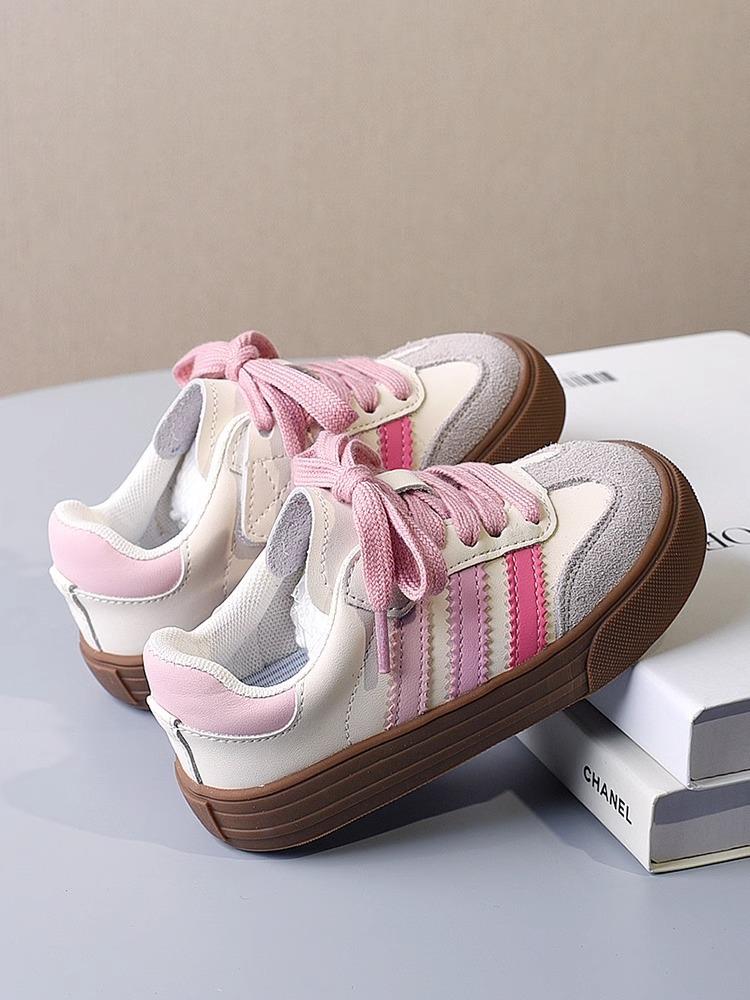 

Моральные тренировочные туфли для девочек 2025 весна и осень новые одноклассники повседневные спортивные туфли детская обувь для мальчиков среднего и большого возраста кеды 30