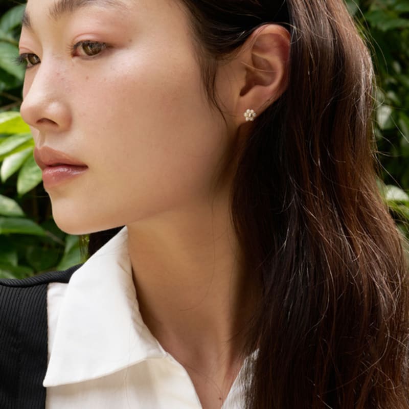 FANTASTIC PLANET silver 925 pearl flower earrings