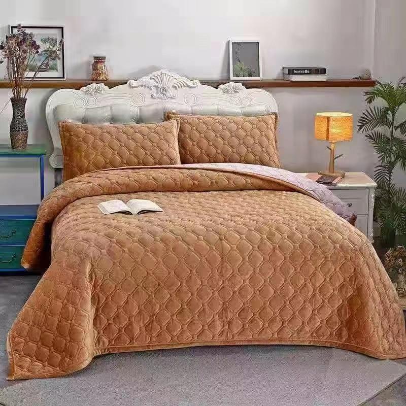Weiche Samt Gesteppte Bettdecke Decke Kurzplüsch Sofa Handtuch Rutschfestes Bettlaken 270x230cm Tagesdecke Unterseite Uni oder Druck Zufällig