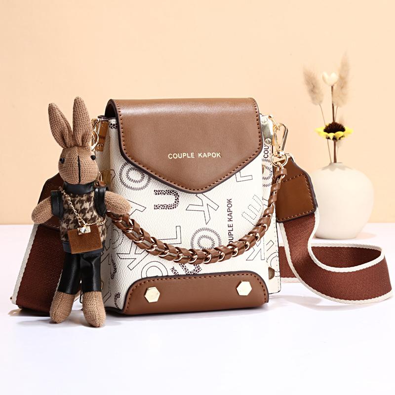 

Fashiable and versatile crossbody bag, stylish small shoulder bag, small square bag, popular wide shoulder strap phe bag, ne бежевий