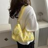 Trendy Large Capacity Tote Bag For Women Stylish Unique Design Summer Crossbody Purse