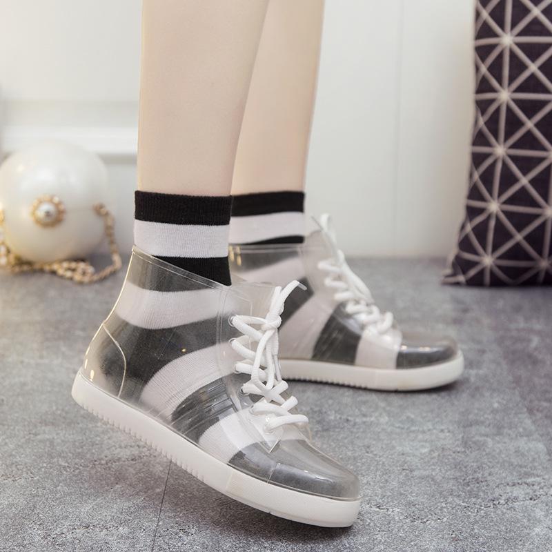 Jelly Transparent Non-Slip Waterproof Rain Boots for Women, Short Tube with Velvet Cotton, Fashionable Rubber Over Shoes for Summer.