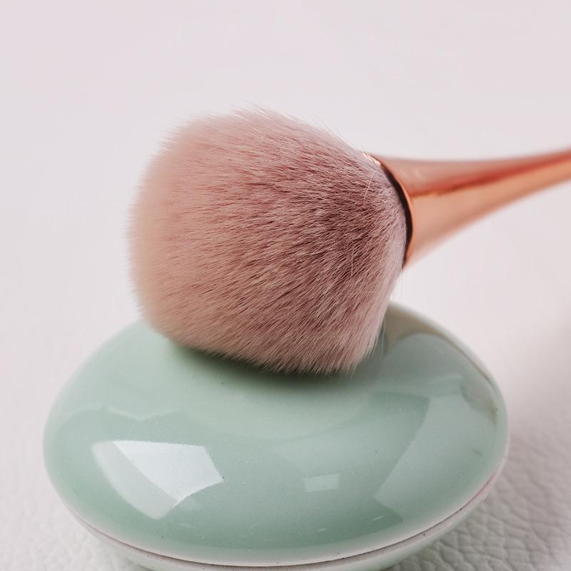 Premium Rose Gold Rouge Kost med Bløde Børstehår Makeup Værktøj til Contouring Highlighter og Løst Pudder