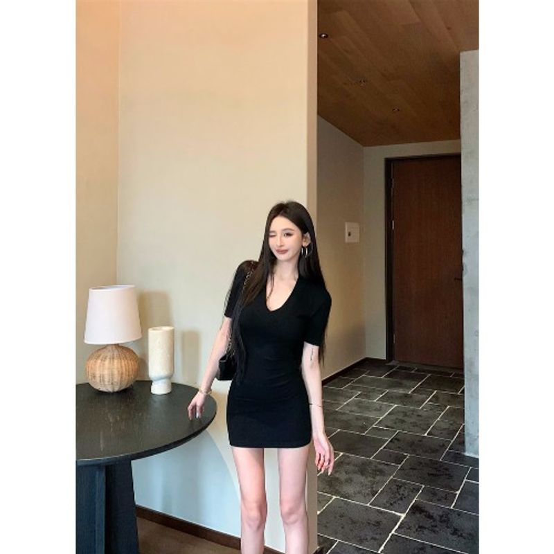 

Kumikumi Gyaru Style Retro Temperament Short sleeve One piece Dress Women clothing Summer Slimming V-neck Waist Hugging A- line Skirt Short dress Short model M