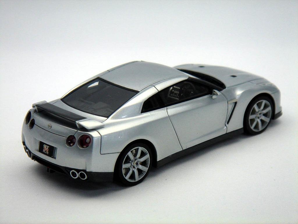 Milestone Resin Miniature Car Nissan Finished Product 1/43 GT-R Prototype/Silver
