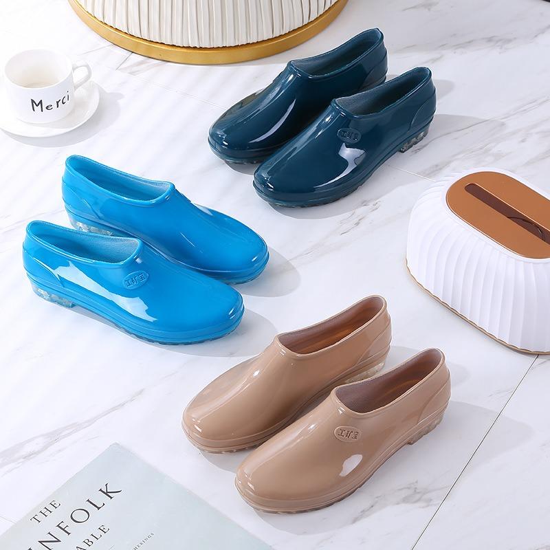 Low-top Rain Boots Women's Fashion Adult Outer Rain Shoes Water Boots Non-slip Waterproof Shoes Light-mouth Rubber Shoes Kitchen Summer