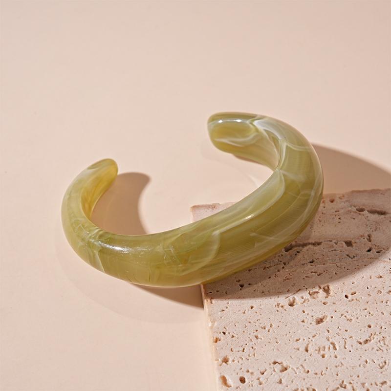 1Pcs Personalized Colorful Clear Cuff Bangle Jewelry Sweet Geometric C-Shaped Resin Open Bracelet For Women