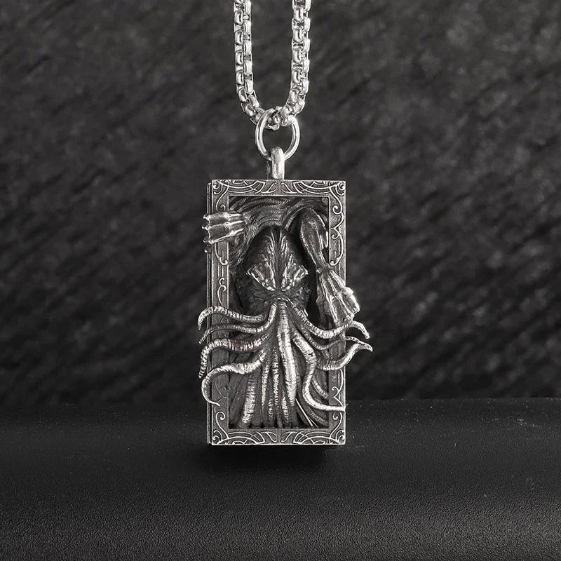 Vintage Gold Wings Wings Necklace Hell Devil Mother Pendant for Men and Women Couples Hip Hop Rock Punk Jewelry