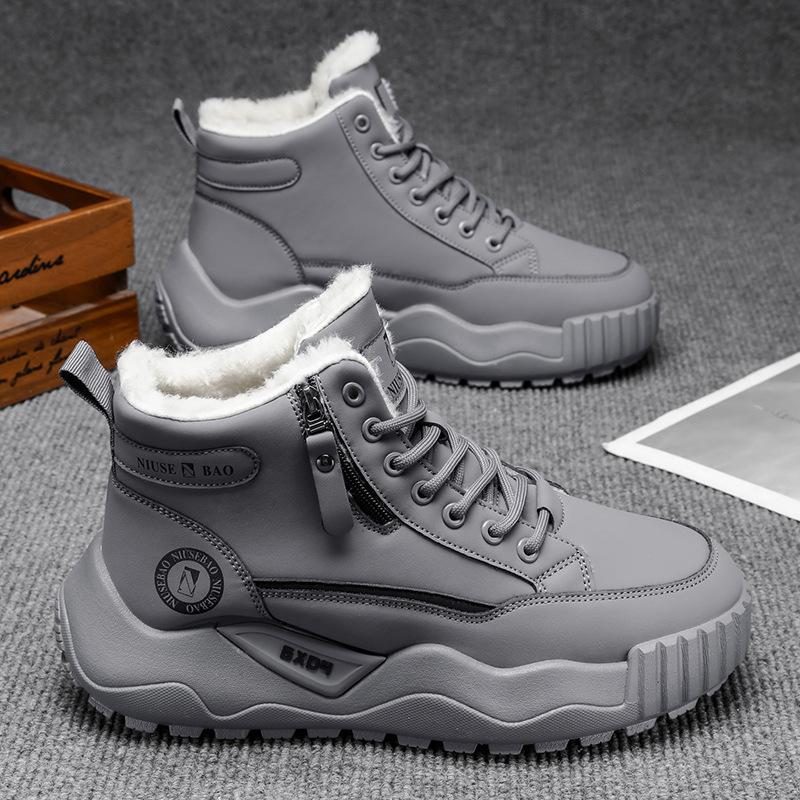 Autumn and winter new men's winter thick-soled men's shoes piled and thickened warm cotton shoes cold-resistant middle-top men's boots