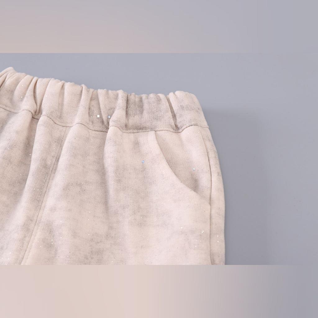 Uformelt langermet sett for barn, komfortable hverdagsantrekk