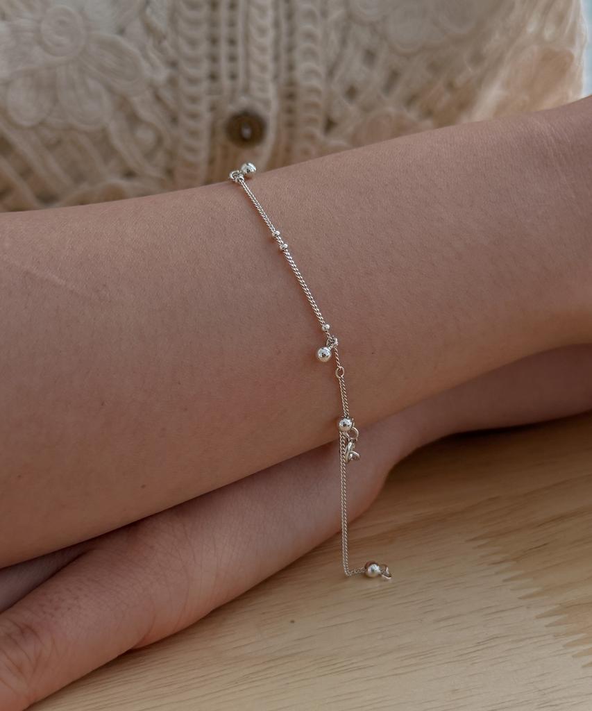 Melliv Dangle Ball Bracelet_Mvb27