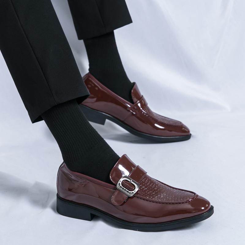 Fashion Leather Shoes Man Casual Loafers Luxury Design Slip On Male Dress Shoes Leisure Style Big Size Good Wear-resistant Sole
