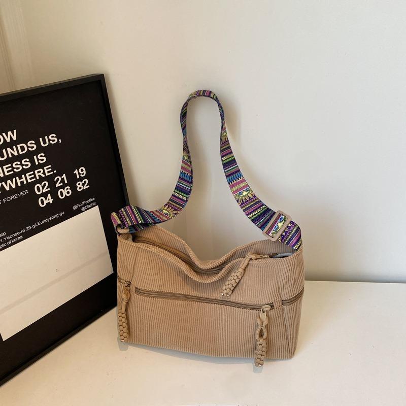 

Large capacity bag women s autumn new trendy fashion sense shoulder bag simple handbag bag tote bag хакі