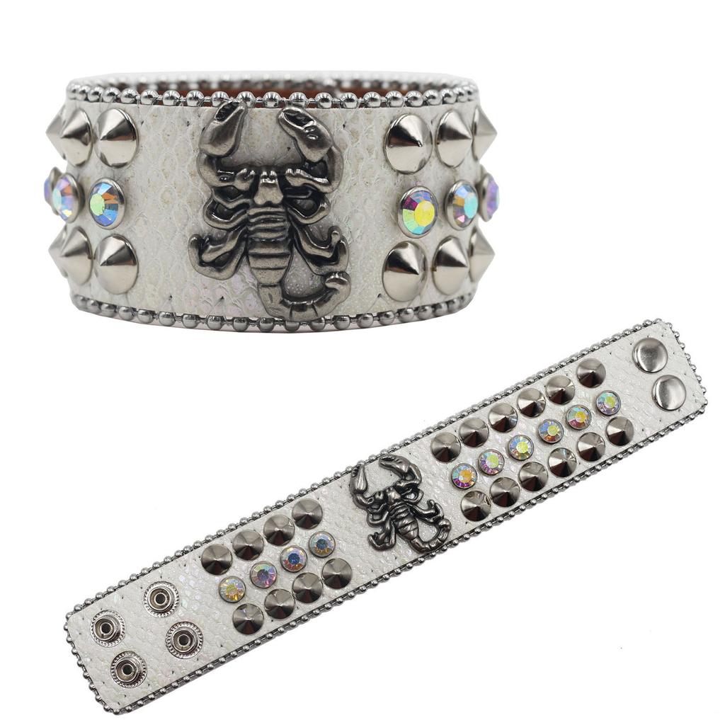 Amerikanisches Strassnietenarmband, Skorpion Dekorativ Punk Gothic Personalisierter Schmuck
