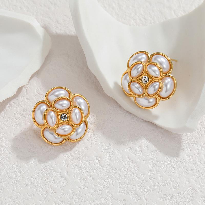 18K Gold Pearl Flower Jewelry Set - French Design Luxury Ornaments