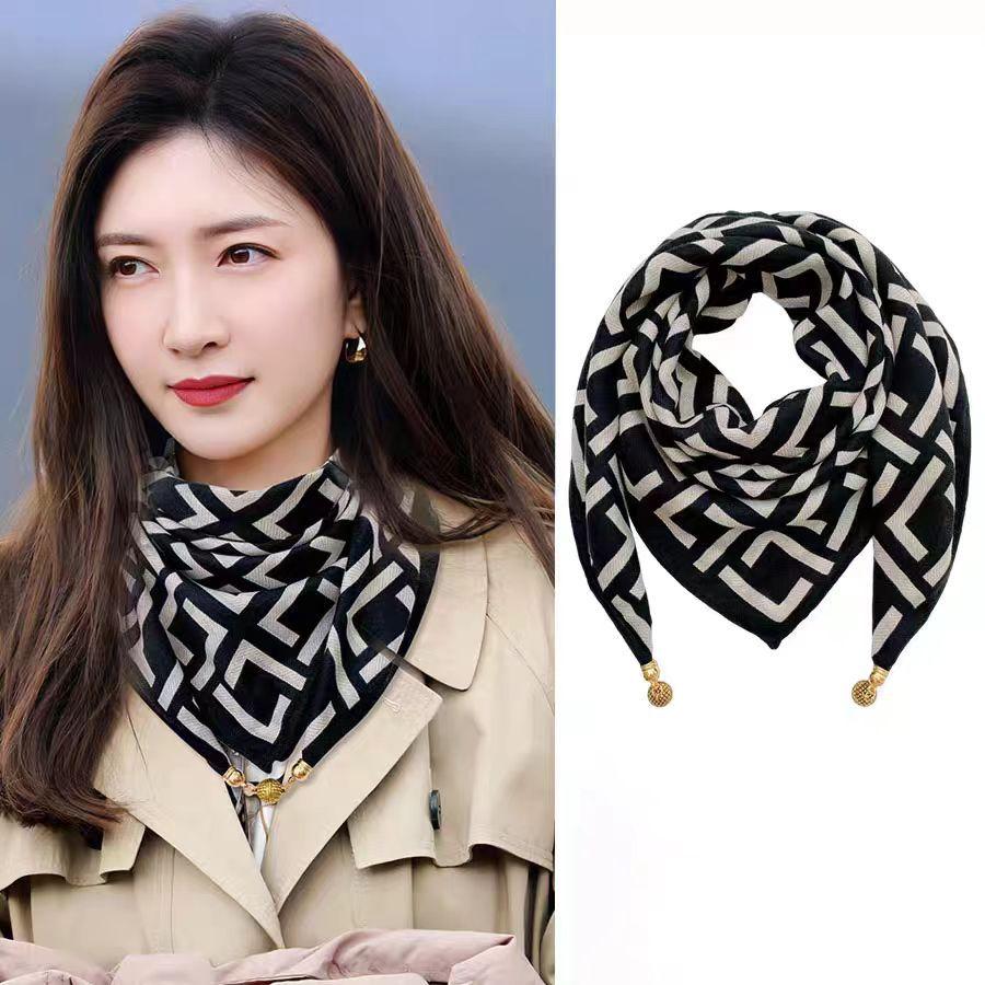 65.65 Magnetic Buckle Silk Scarf Women'S Square Scarf Winter Lazy Pendant Scarf Scarf Neck Decoration Fashionable And Versatile