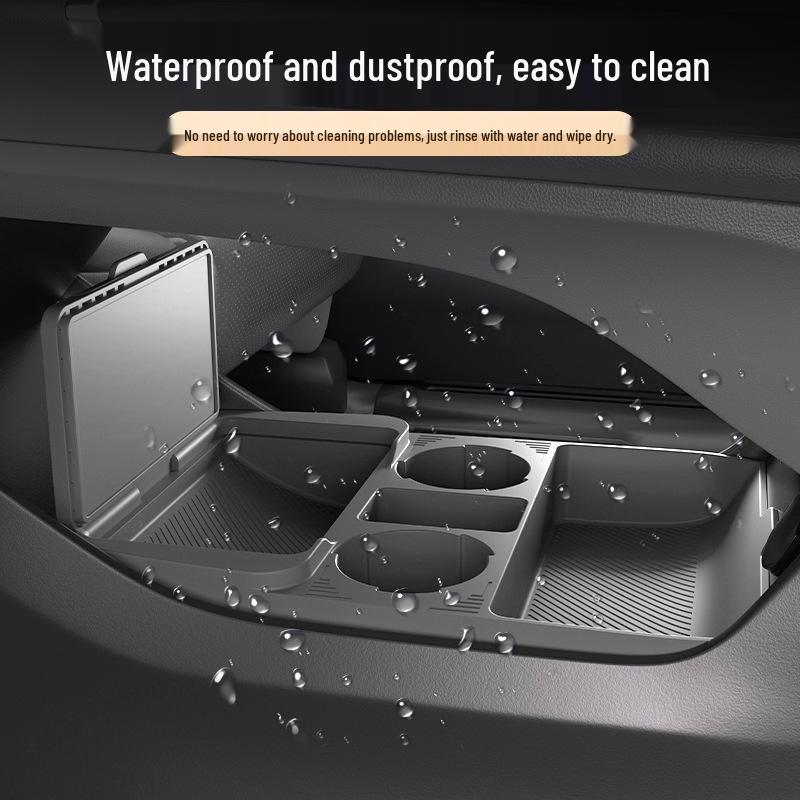 Compatible with silicone storage boxes, eyeglass cases, and accessories under the center console for 25 Changan CS75 models.
