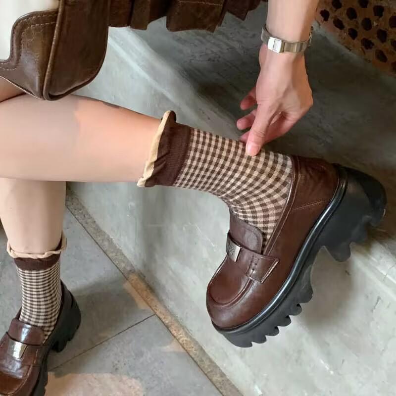 

«Женские полуботинки Ankola из кожи в горошек с носками из ворса на осень и зиму» One Size