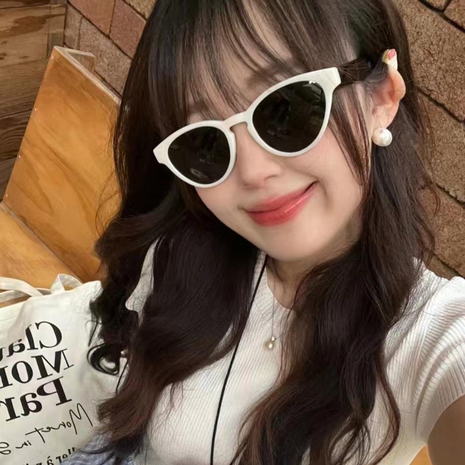 Material Polarized Ladies Sunglasses Cat Eye Shape Uv400 Protection Outdoor Sunglass Seaside Vacation Man Sun Glass