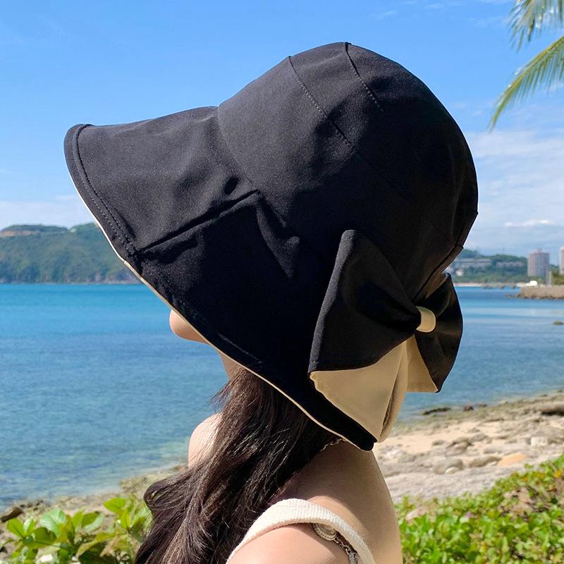 Koreanischer zweifarbiger Sonnenhut mit breiter Krempe und Schleife für Damen - Flacher Oberteil, Schlitz hinten, UV-Schutz
