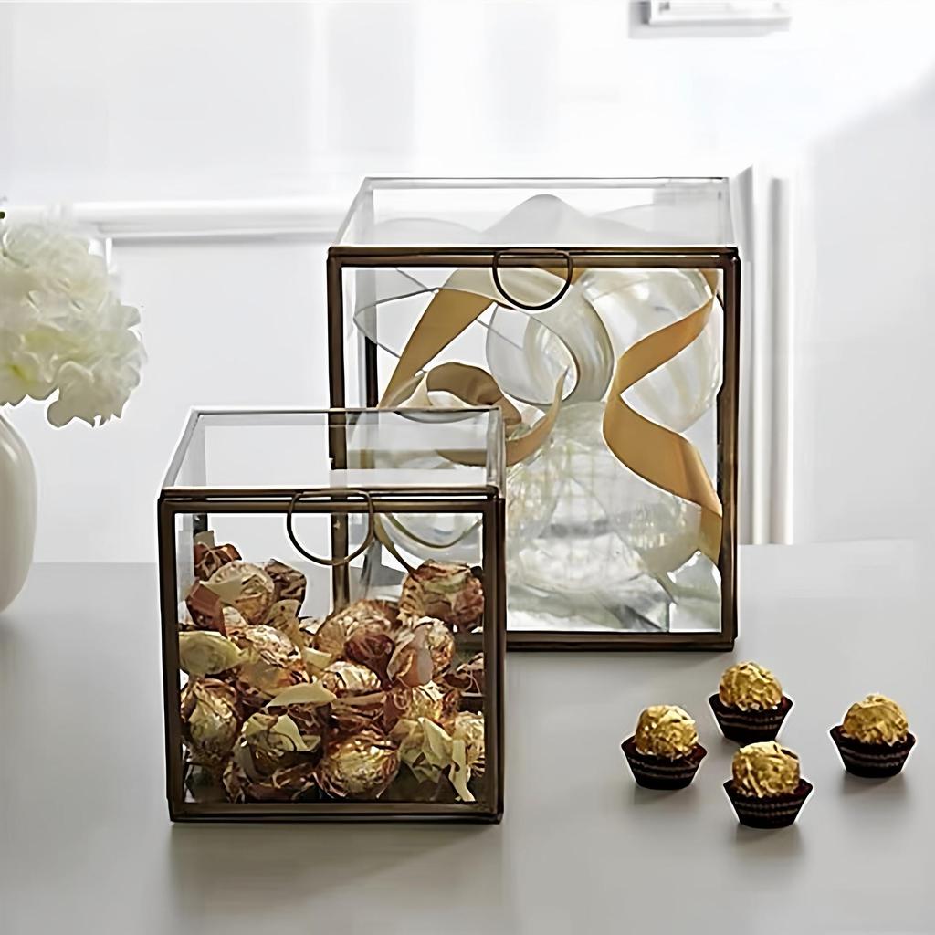 Elegante Goldene Glas-Schmuckschatulle mit Konservierter Blume - Hochzeitsgeschenk, Raumdekoration, Dessert-Präsentation, Aufbewahrung und Dekorative Requisite.