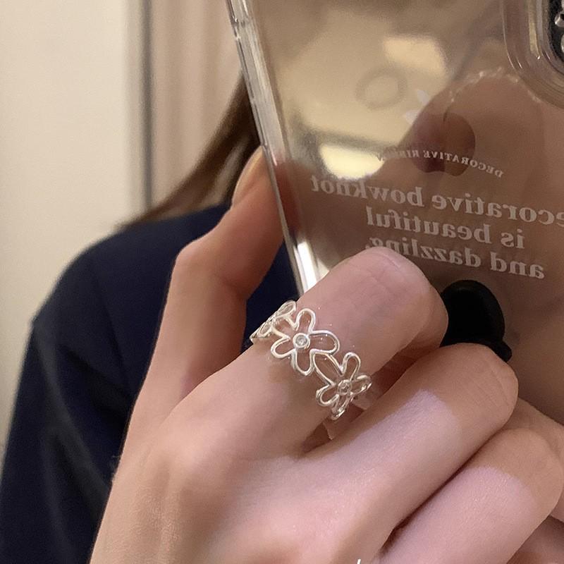 Women's Starfish Open Index Finger Ring: Light Luxury, Non-Fading, Versatile, High-End Summer Style