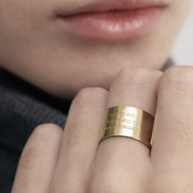 LOVEMBER [silver 925] Remember R