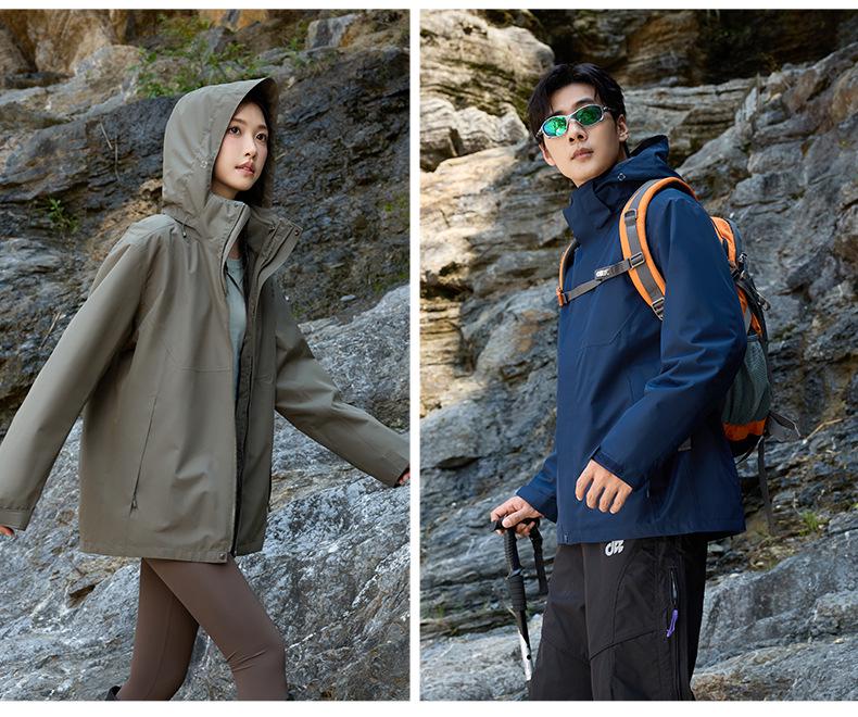Unisex Three-in-One Detachable Ski Jacket with Warm Fleece for Autumn/Winter 2025 Mountaineering